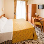 Hotel Curtis
