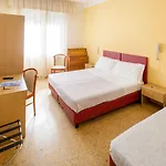 Curtis Hotel