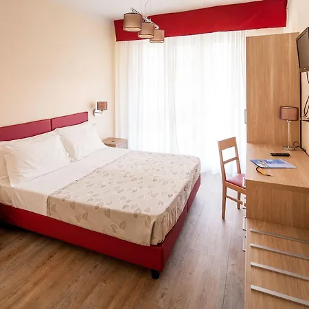 Hotel Curtis 3*